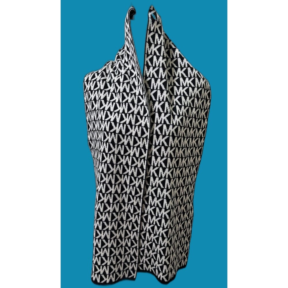 MICHAEL KORS Black and White Overall Logo Acrylic Knitted‎ Scarf EUC